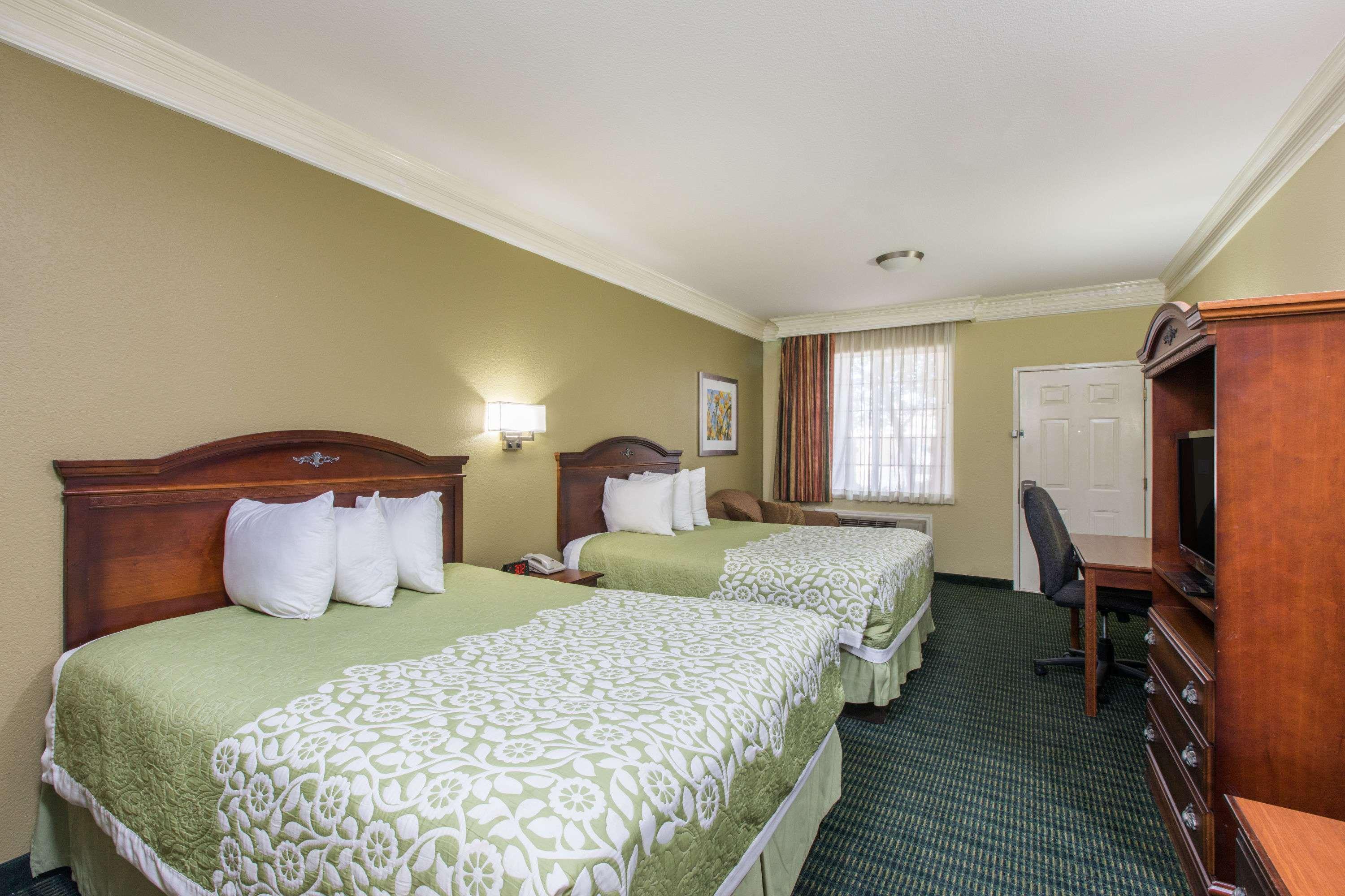 Days Inn & Suites Big Spring Zewnętrze zdjęcie